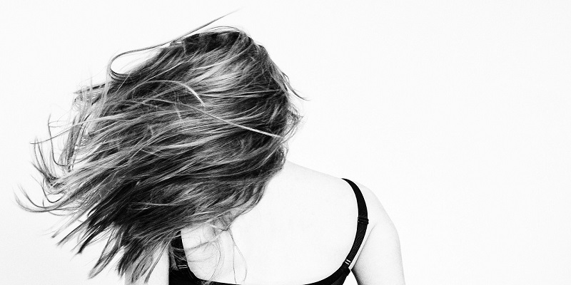5 grešaka koje radi svaka žena s dugom kosom